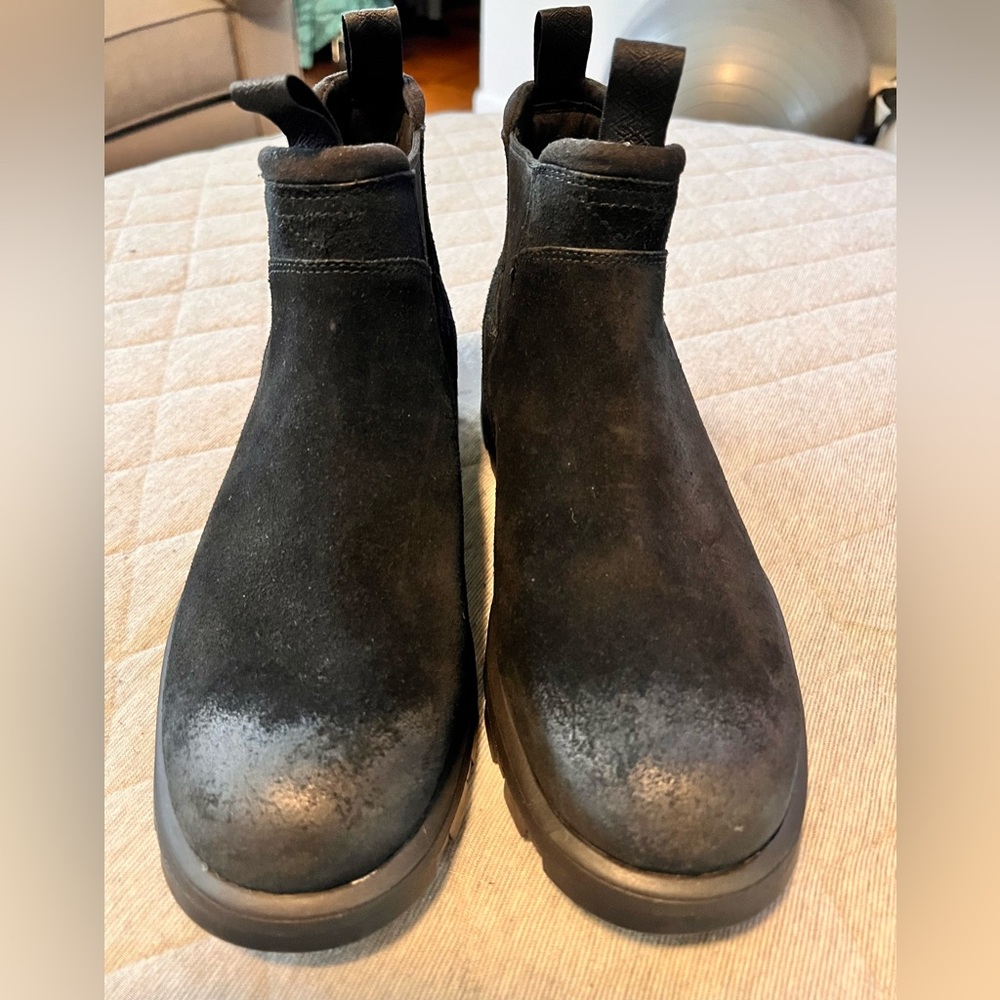 NWOT UGG Sz 40 M7 W9 Black Waterproof Suede Sherpa Hillmont Chelsea Ankle Boots - Picture 14 of 15